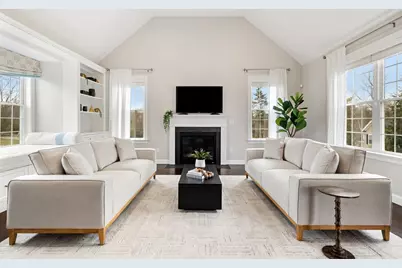 45 Saddleback Ln, Canton, MA 02021 - Photo 8