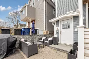 222 Roslindale Ave, Boston, MA 02131 - Photo 20