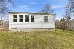 54 Waldo St, Dedham, MA 02026 - Photo 32