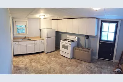 160 Wanoosnoc Rd, Fitchburg, MA 01420 - Photo 12