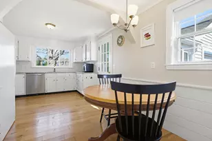 8 Florence St, Milford, MA 01757 - Photo 4