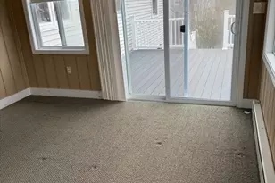 19 Forest Park Ave, Tyngsborough, MA 01879 - Photo 8