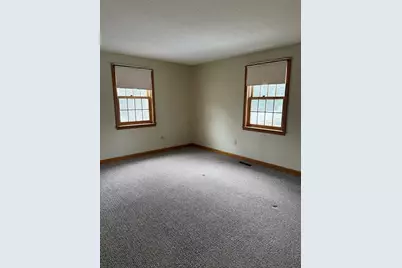 19 Forest Park Ave, Tyngsborough, MA 01879 - Photo 14