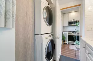 725 School St, Lowell, MA 01851 - Photo 16