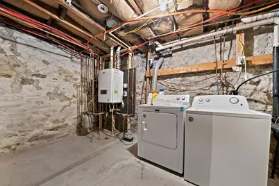 10 Trowbridge Rd, Worcester, MA 01609 - Photo 34