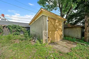 10 Trowbridge Rd, Worcester, MA 01609 - Photo 28