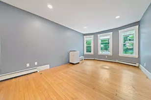 10 Trowbridge Rd, Worcester, MA 01609 - Photo 12