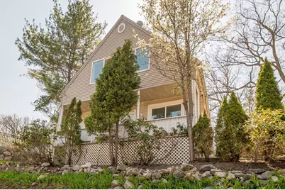 765 Walnut St, Lynnfield, MA 01940 - Photo 2