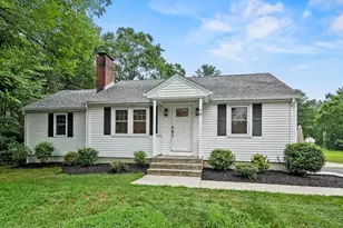 74 Oak Hill Rd, Southborough, MA 01745 - Photo 4