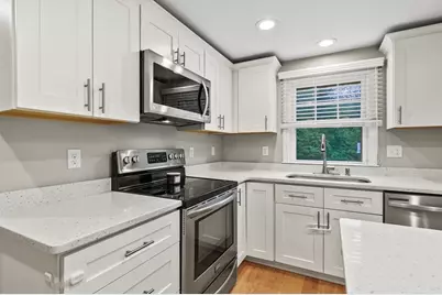 74 Oak Hill Rd, Southborough, MA 01745 - Photo 6