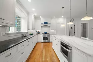 2 Snow St, Sherborn, MA 01770 - Photo 10