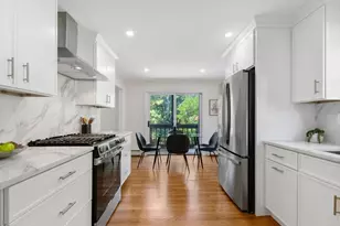 29 Cottage St, Newton, MA 02464 - Photo 14