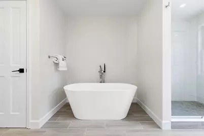 29 Cottage St #29, Newton, MA 02464 - Photo 24