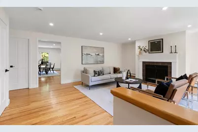 29 Cottage St #29, Newton, MA 02464 - Photo 4