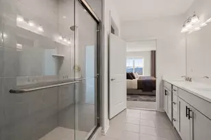 4 Stratton Dr, Woburn, MA 01801 - Photo 10