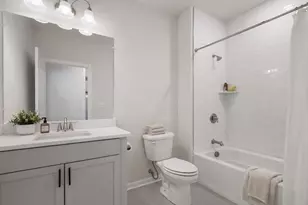 4 Stratton Dr, Woburn, MA 01801 - Photo 12