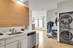 251 Heath St, Boston, MA 02130 - Photo 6