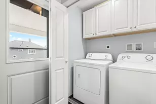 70-72 Windsor Rd, Medford, MA 02155 - Photo 20