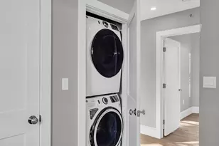 24 Pleasant St, Boston, MA 02125 - Photo 6