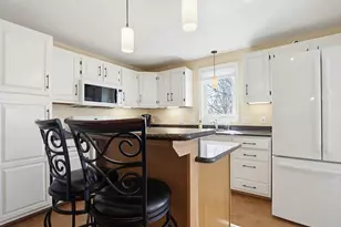 105 Onamog St, Marlborough, MA 01752 - Photo 6