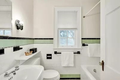 66 Moffat Road, Newton, MA 02468 - Photo 20