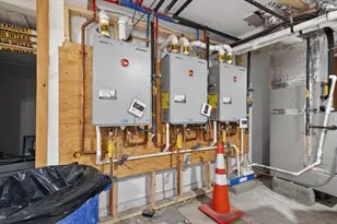 54 Brooks St, Boston, MA 02128 - Photo 22