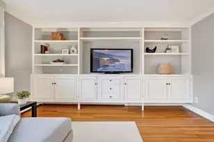 25 Magnolia Rd, Melrose, MA 02176 - Photo 6