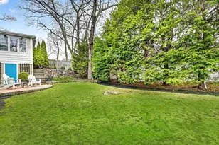 25 Magnolia Rd, Melrose, MA 02176 - Photo 32