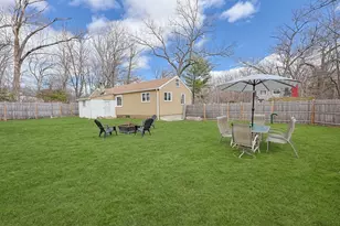 19 Passway 3, Worcester, MA 01602 - Photo 2