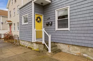 184 Summer St, New Bedford, MA 02740 - Photo 2