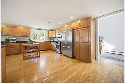 2 Sunset Rd, Salem, MA 01970 - Photo 8