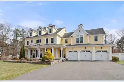 11 Briarwood Dr, Westwood, MA 02090 - Photo 2