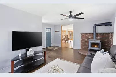 55 Hanover St, Hanover, MA 02339 - Photo 6