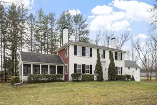 8 South St, Townsend, MA 01469 - Photo 1