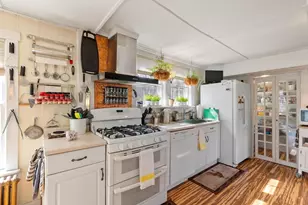 8 South St, Townsend, MA 01469 - Photo 14