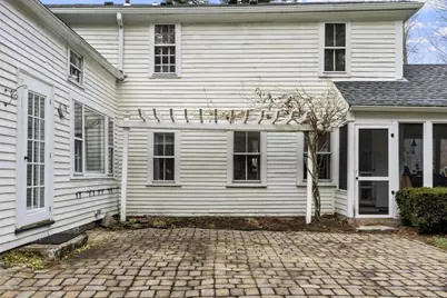 8 South St, Townsend, MA 01469 - Photo 16