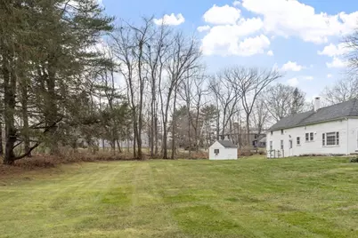 8 South St, Townsend, MA 01469 - Photo 32