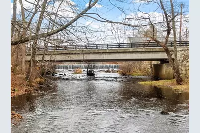 8 South St, Townsend, MA 01469 - Photo 6