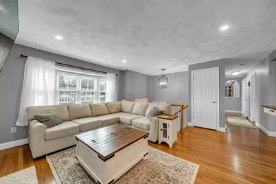 13 Brookside Dr, Billerica, MA 01821 - Photo 4