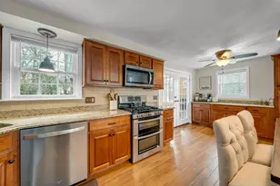 13 Brookside Dr, Billerica, MA 01821 - Photo 8