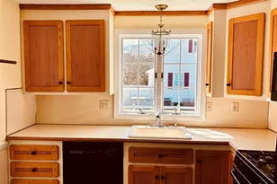 29 Forest St, Franklin, MA 02038 - Photo 2