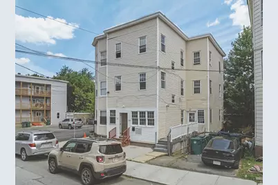 131 Clarendon St, Fitchburg, MA 01420 - Photo 2