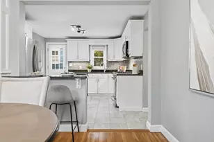 5 Baker St, Boston, MA 02132 - Photo 16