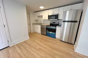 148 Florence St, Everett, MA 02149 - Photo 2