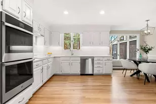 10 Heritage Ln, Andover, MA 01810 - Photo 8