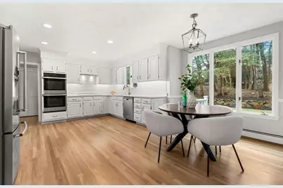 10 Heritage Ln, Andover, MA 01810 - Photo 10