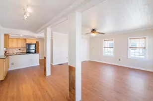 100 Water St, Newburyport, MA 01950 - Photo 8