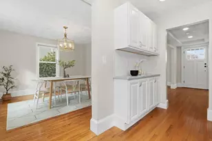 5 Pickett St, Beverly, MA 01915 - Photo 6