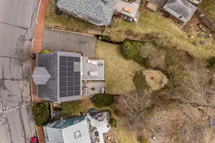 5 Pickett St, Beverly, MA 01915 - Photo 24