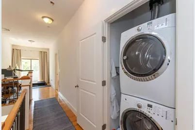 769 Heath St #769, Brookline, MA 02467 - Photo 26